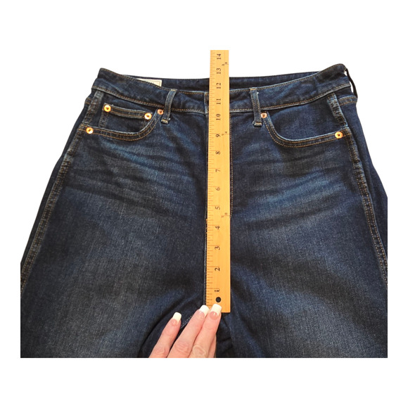 Gap Womens Jeans Size 10R Blue Sky High Vintage Slim Raw Hem Ankle Distressed - Picture 11 of 12